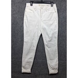 Anne Klein Women's‎ AK Skinny Ankle White With Gold Bottons Size 8